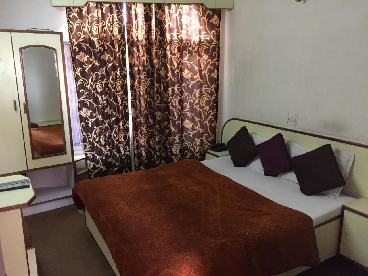 Hotel Lotus Shimla Esterno foto