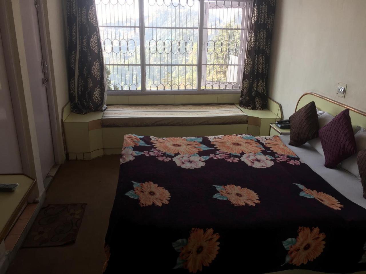 Hotel Lotus Shimla Esterno foto